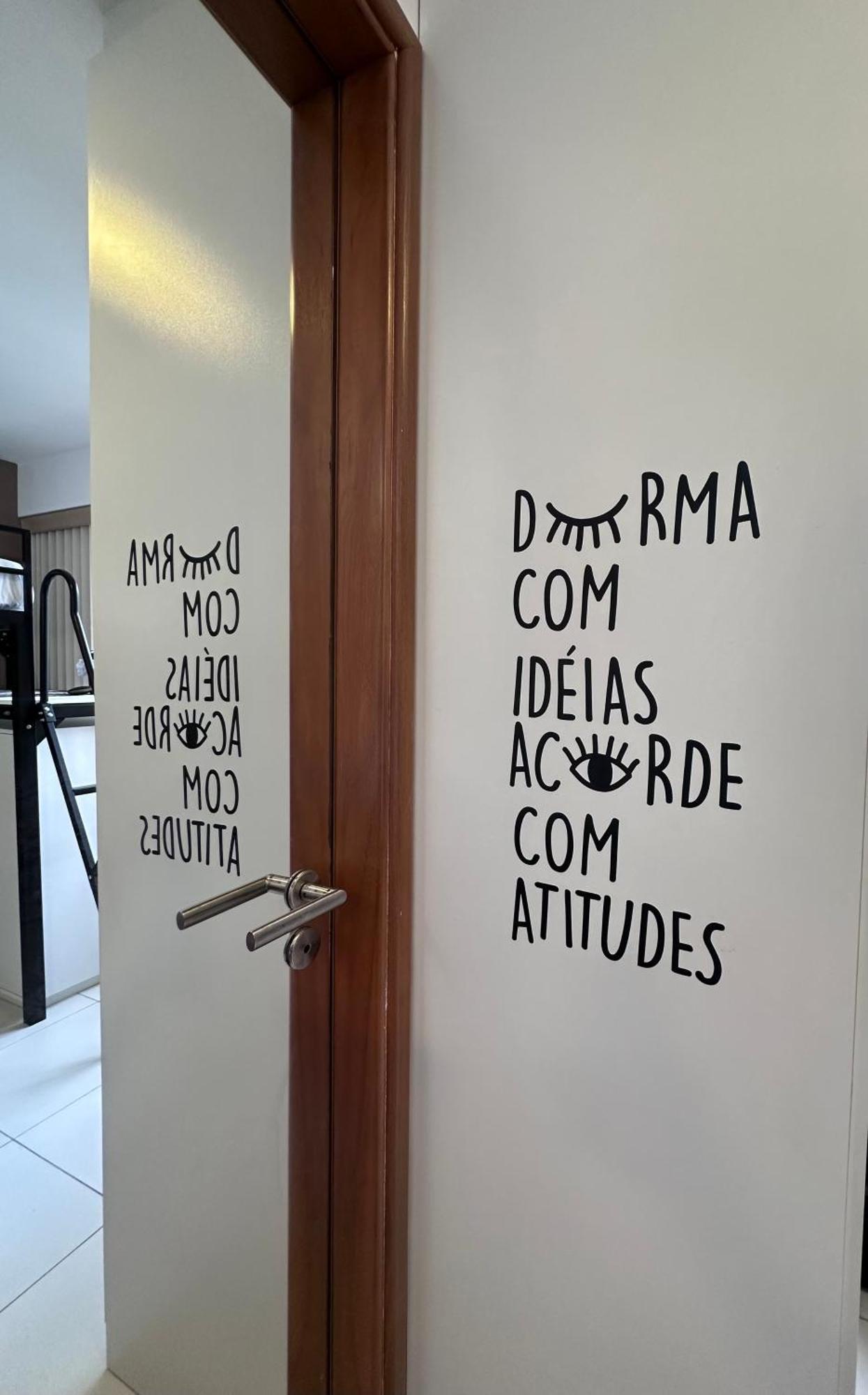 Flat 4 Pessoas Em Boa Viagem Com Piscina, Wifi 500mbps, Localizado A 350 Metros Da Apartment